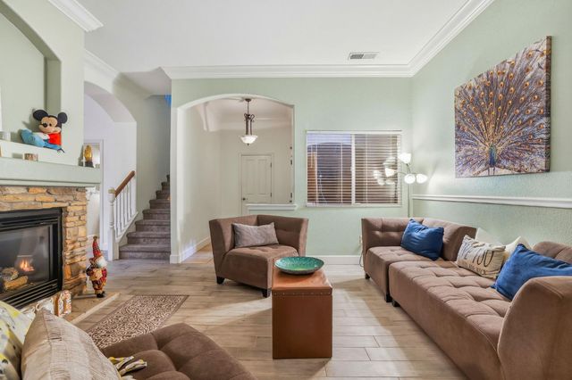 1587 Rich Dr, Yuba City, CA 95993