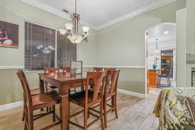 1587 Rich Dr, Yuba City, CA 95993