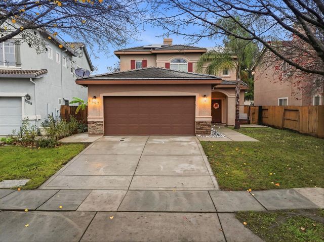 1587 Rich Dr, Yuba City, CA 95993