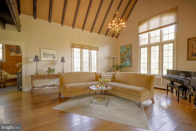 330 MARVIN RD, Elkins Park, PA 19027