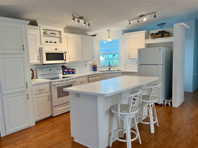 730 GLORIOSA ROAD, Venice, FL 34293