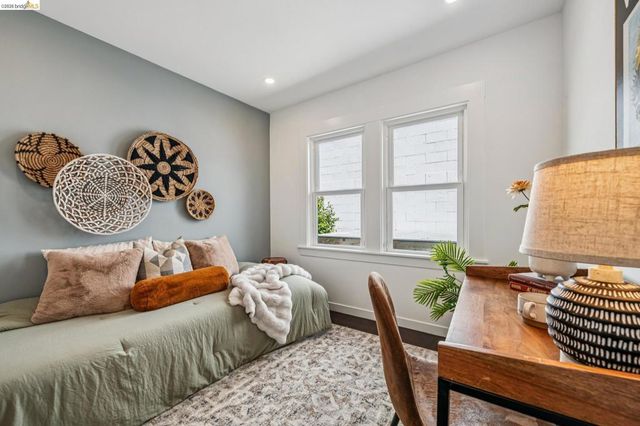 937 Grayson St, Berkeley, CA 94710