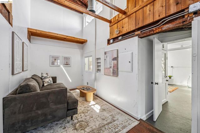 937 Grayson St, Berkeley, CA 94710