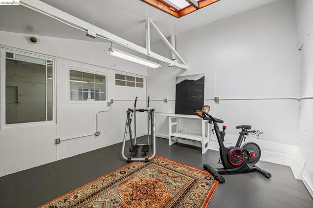937 Grayson St, Berkeley, CA 94710