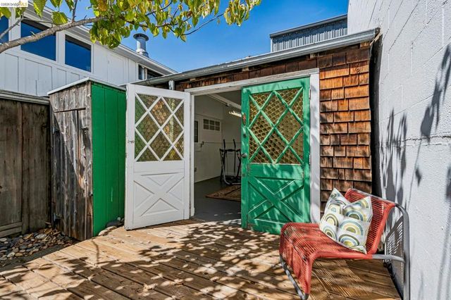 937 Grayson St, Berkeley, CA 94710