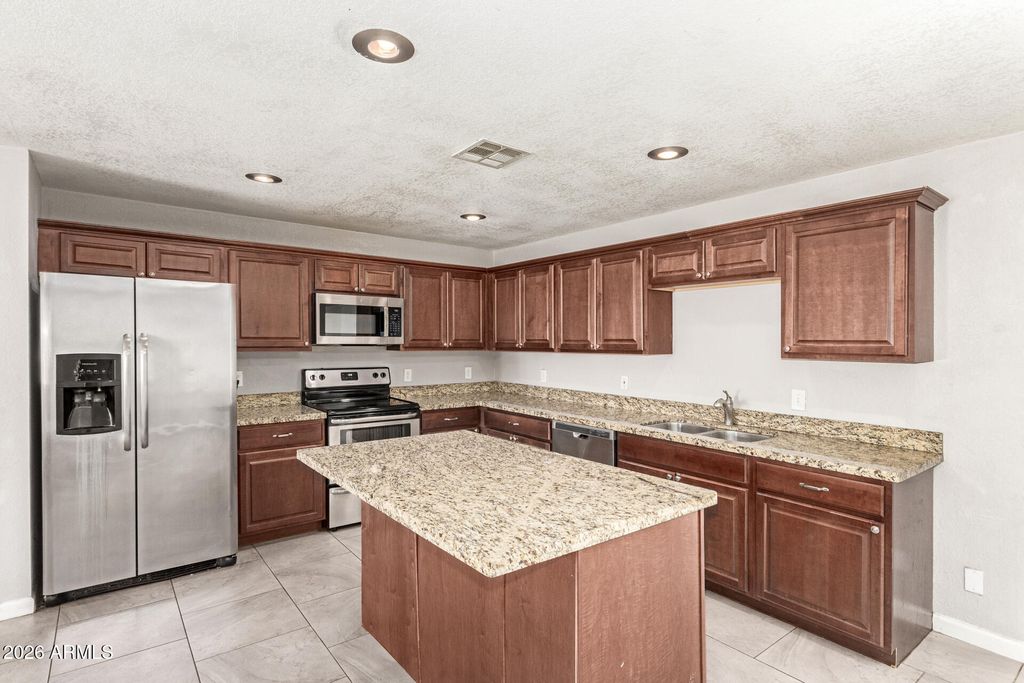 1708 N DAFFODIL Street, Tempe, AZ 85281