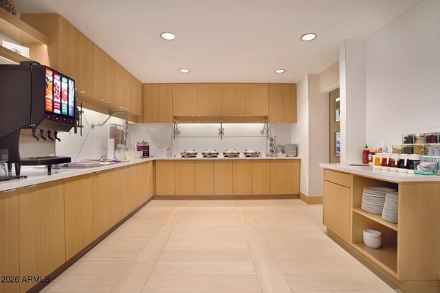 2747 W Queen Creek Road 102, Chandler, AZ 85248