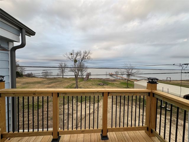 1020 Crazy Horse, Quinlan, TX 75474