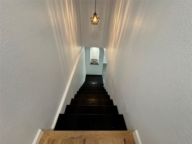 1020 Crazy Horse, Quinlan, TX 75474