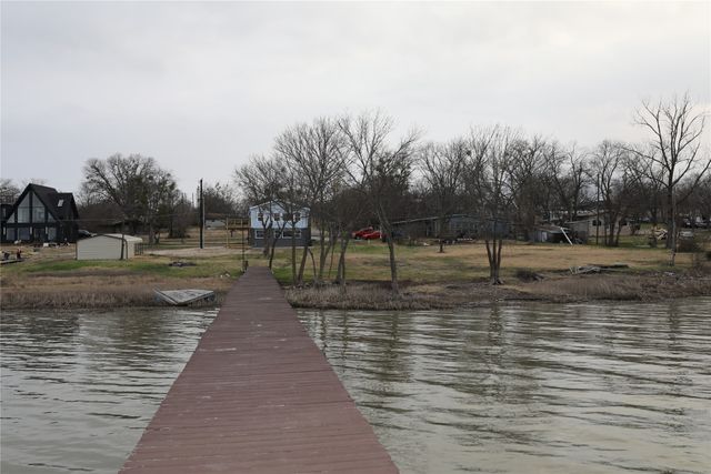 1020 Crazy Horse, Quinlan, TX 75474