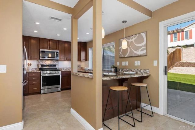 1606 Wesley Way, Vista, CA 92081
