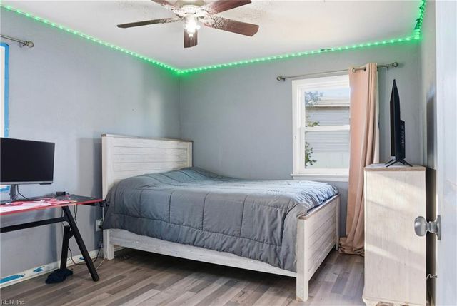 1527 Grove ST, Hampton, VA 23664