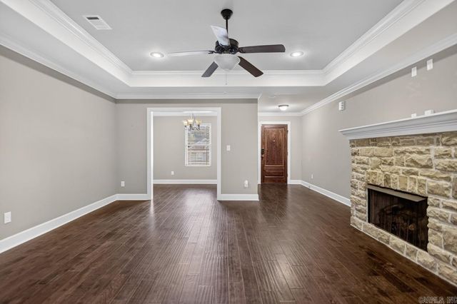 608 Surrey Lane, Benton, AR 72015