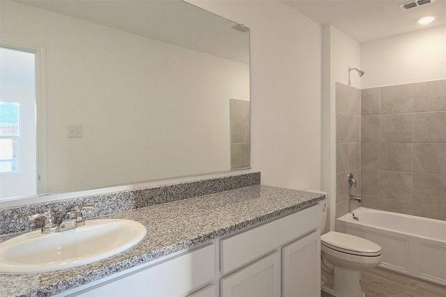 5836 Crystal Water Way, Princeton, TX 75407