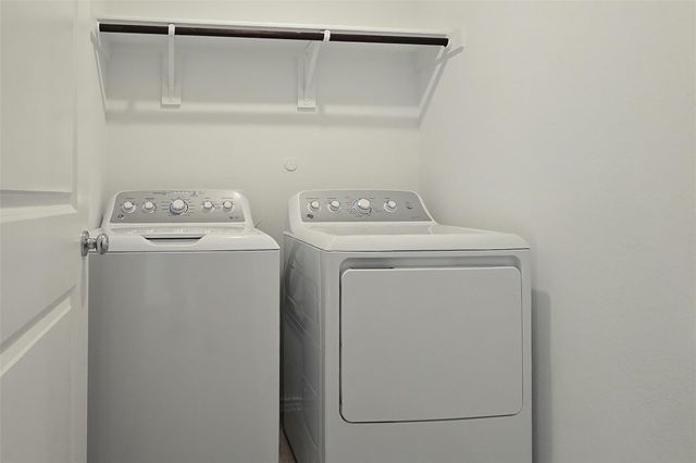 5836 Crystal Water Way, Princeton, TX 75407