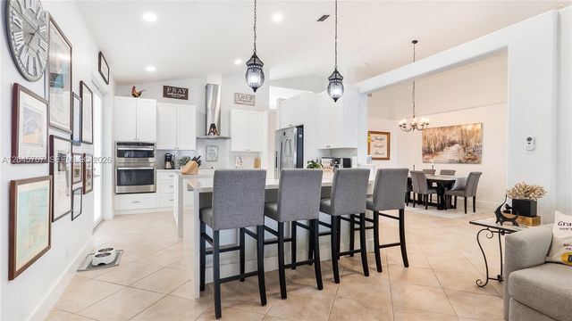 123 SW 164th Avenue, Pembroke Pines, FL 33027
