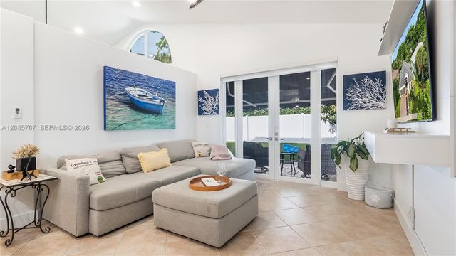 123 SW 164th Avenue, Pembroke Pines, FL 33027