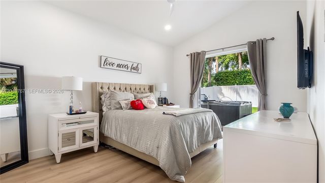 123 SW 164th Avenue, Pembroke Pines, FL 33027