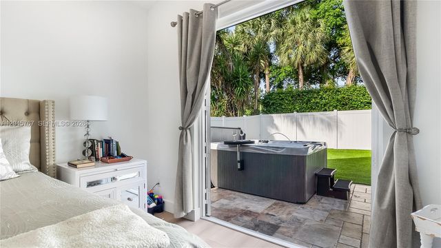 123 SW 164th Avenue, Pembroke Pines, FL 33027