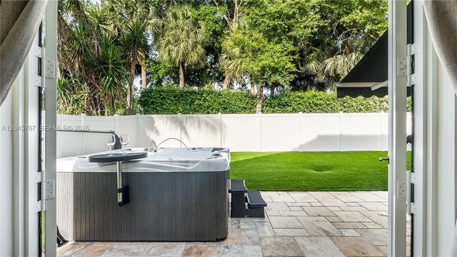 123 SW 164th Avenue, Pembroke Pines, FL 33027