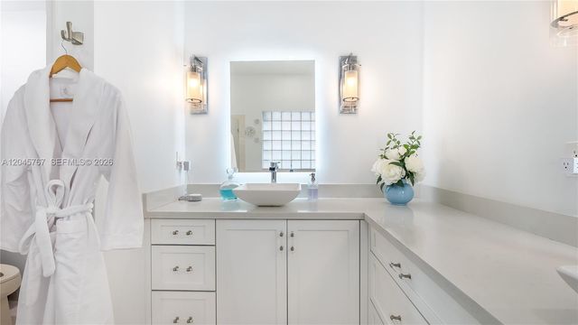 123 SW 164th Avenue, Pembroke Pines, FL 33027