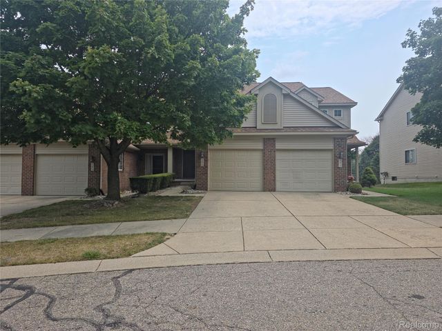 1275 Lilac Lane, Waterford Charter Township, MI 48327