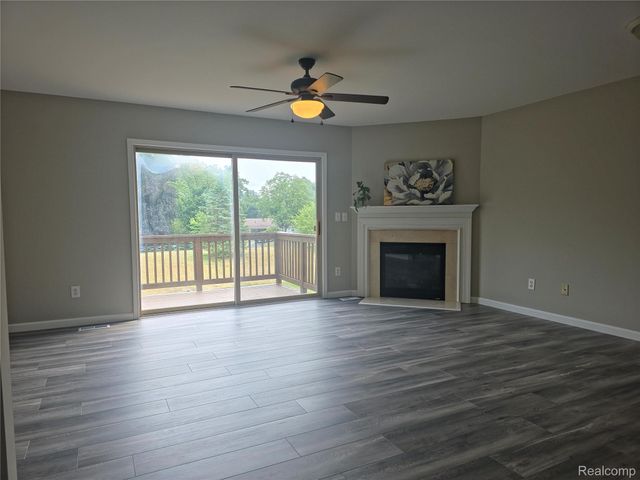 1275 Lilac Lane, Waterford Charter Township, MI 48327