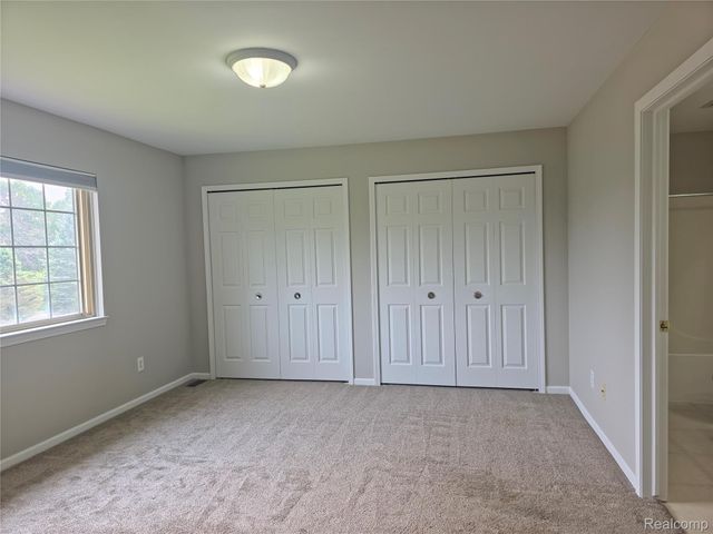 1275 Lilac Lane, Waterford Charter Township, MI 48327