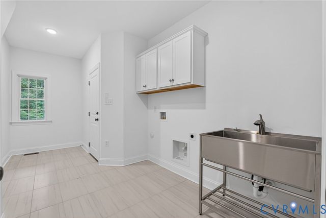 15124 Johns Trace Cir, Montpelier, VA 23192