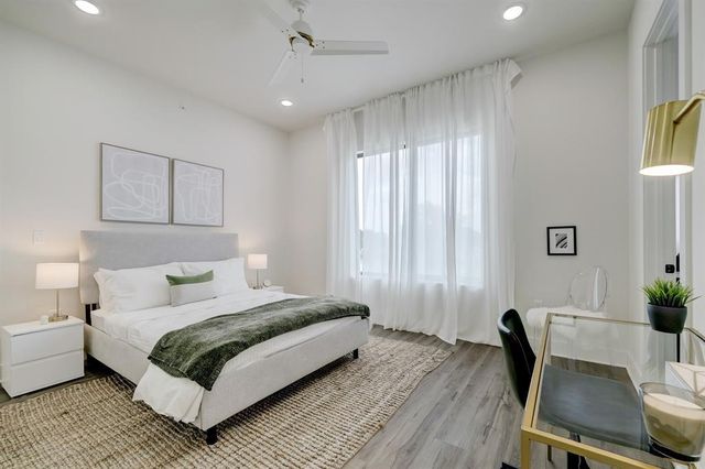 4722 Old Spanish Trail B201, Houston, TX 77021