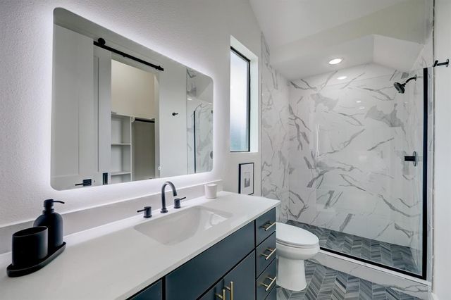 4722 Old Spanish Trail B201, Houston, TX 77021