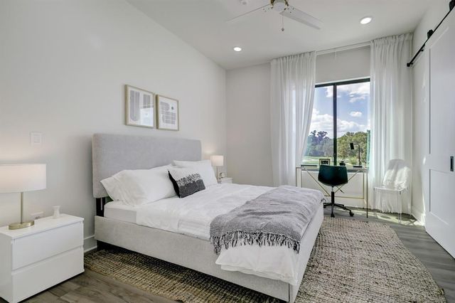 4722 Old Spanish Trail B201, Houston, TX 77021