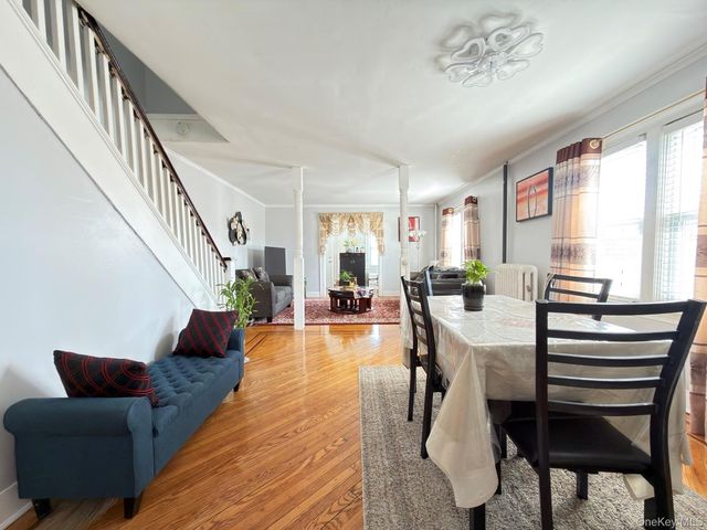 9472 199th Street, Hollis, NY 11423