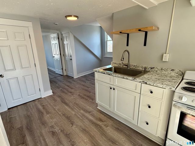 205 Shaw Street 3, New London, CT 06320