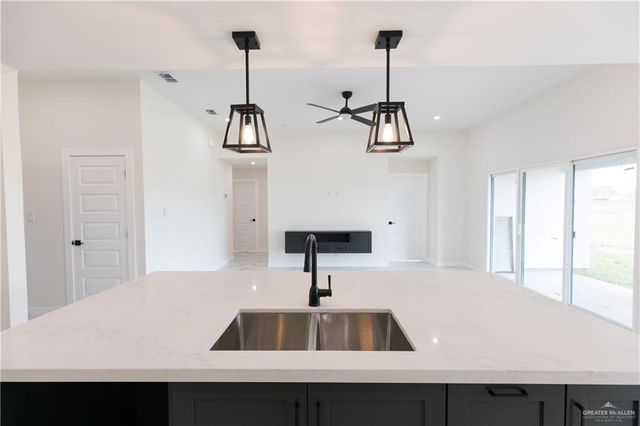 669 Foster Street, Brownsville, TX 78523