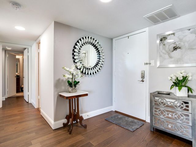 660 ISLAND WAY 202, Clearwater Beach, FL 33767