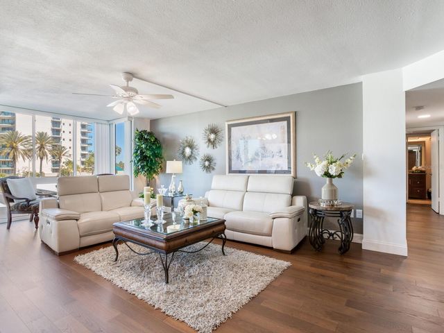 660 ISLAND WAY 202, Clearwater Beach, FL 33767