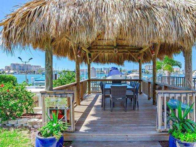 660 ISLAND WAY 202, Clearwater Beach, FL 33767