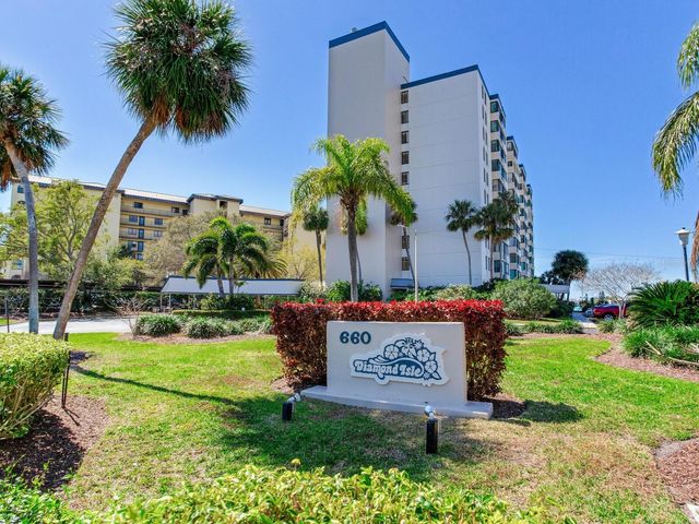 660 ISLAND WAY 202, Clearwater Beach, FL 33767