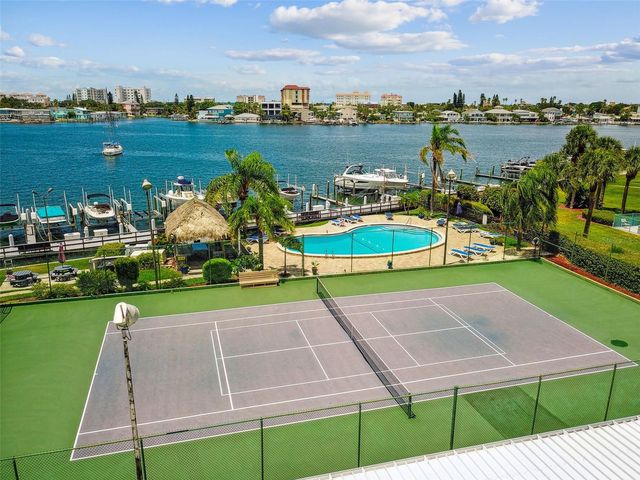 660 ISLAND WAY 202, Clearwater Beach, FL 33767