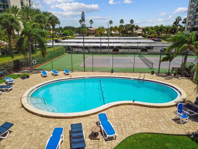 660 ISLAND WAY 202, Clearwater Beach, FL 33767