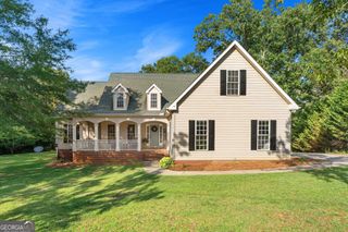 161 Winding Way, Hartwell, GA 30643