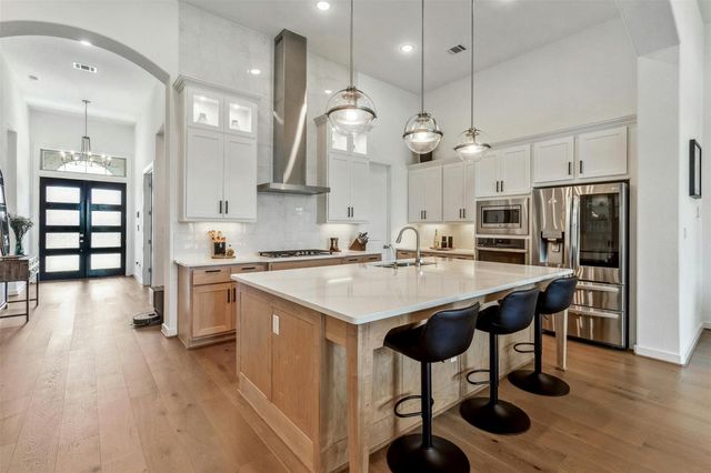 104 Rainbow Valley TRL, San Marcos, TX 78666