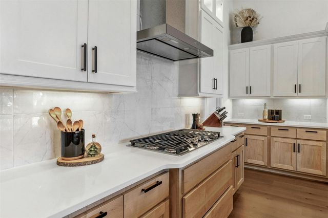 104 Rainbow Valley TRL, San Marcos, TX 78666