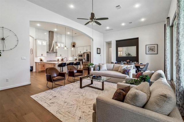 104 Rainbow Valley TRL, San Marcos, TX 78666