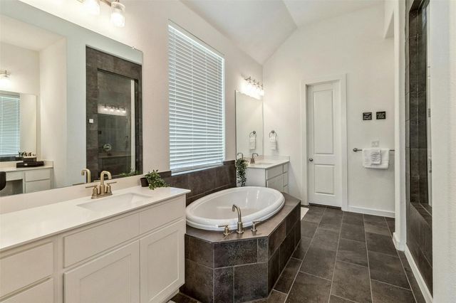 104 Rainbow Valley TRL, San Marcos, TX 78666