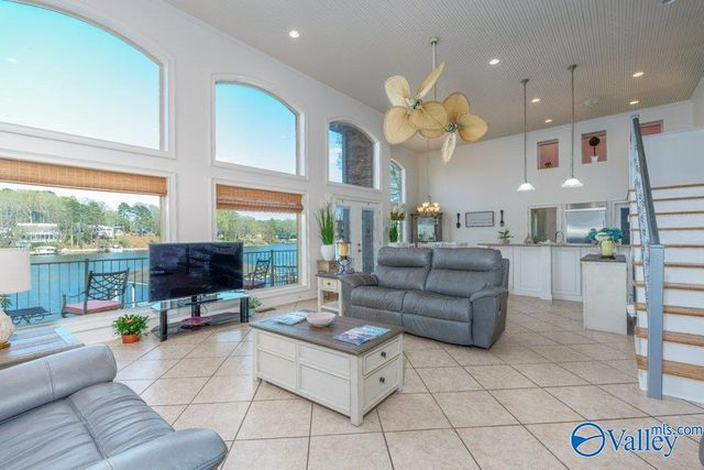 331 Carson Road, Muscle Shoals, AL 35661