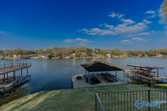 331 Carson Road, Muscle Shoals, AL 35661