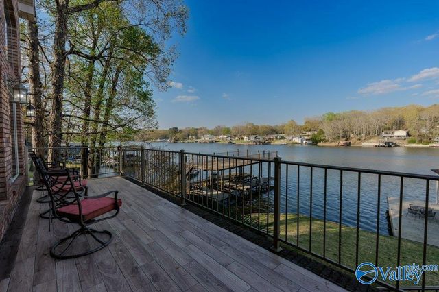 331 Carson Road, Muscle Shoals, AL 35661