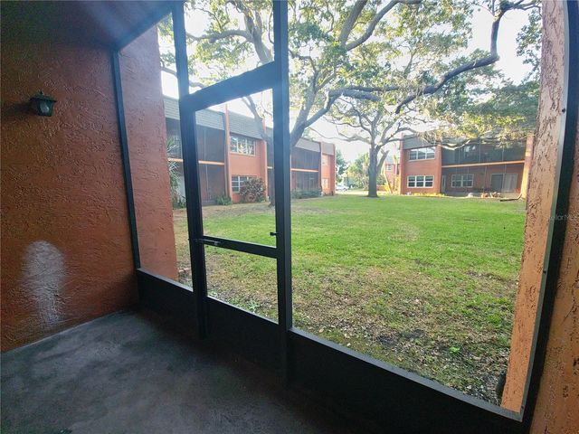 4805 ALT 19 215, Palm Harbor, FL 34683